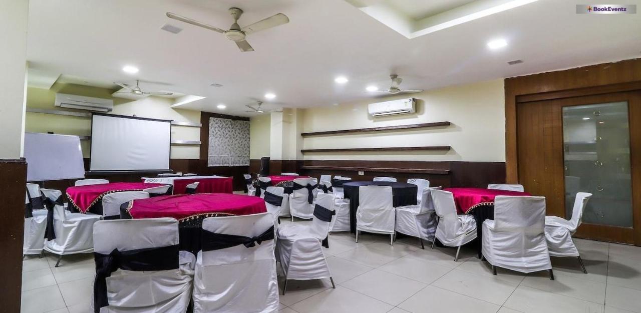 Hotel Mandakini Plaza Kanpur Exterior foto